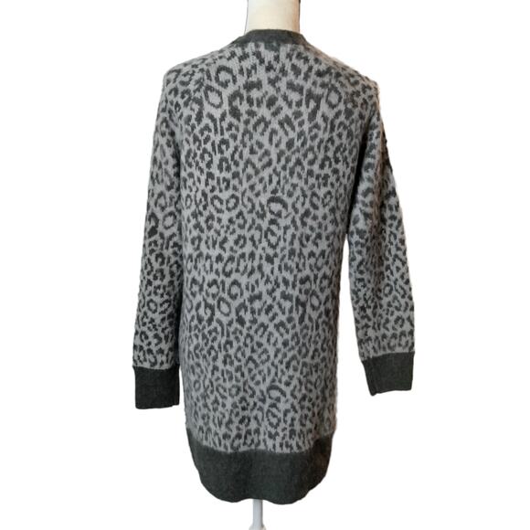 Lucky Brand Womens Sz S Grey Cheetah Print Long Line Open Front Duster Cardigan - Picture 3 of 9